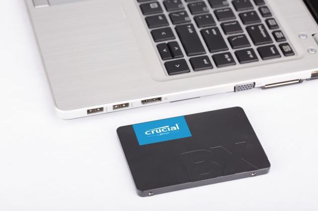 Crucial CT480BX500SSD1 SSD - 480GB / 2.5&quot; / Sata 6.0GBs / Read 540MBs / Write 500MBs / 3D NAND / Black